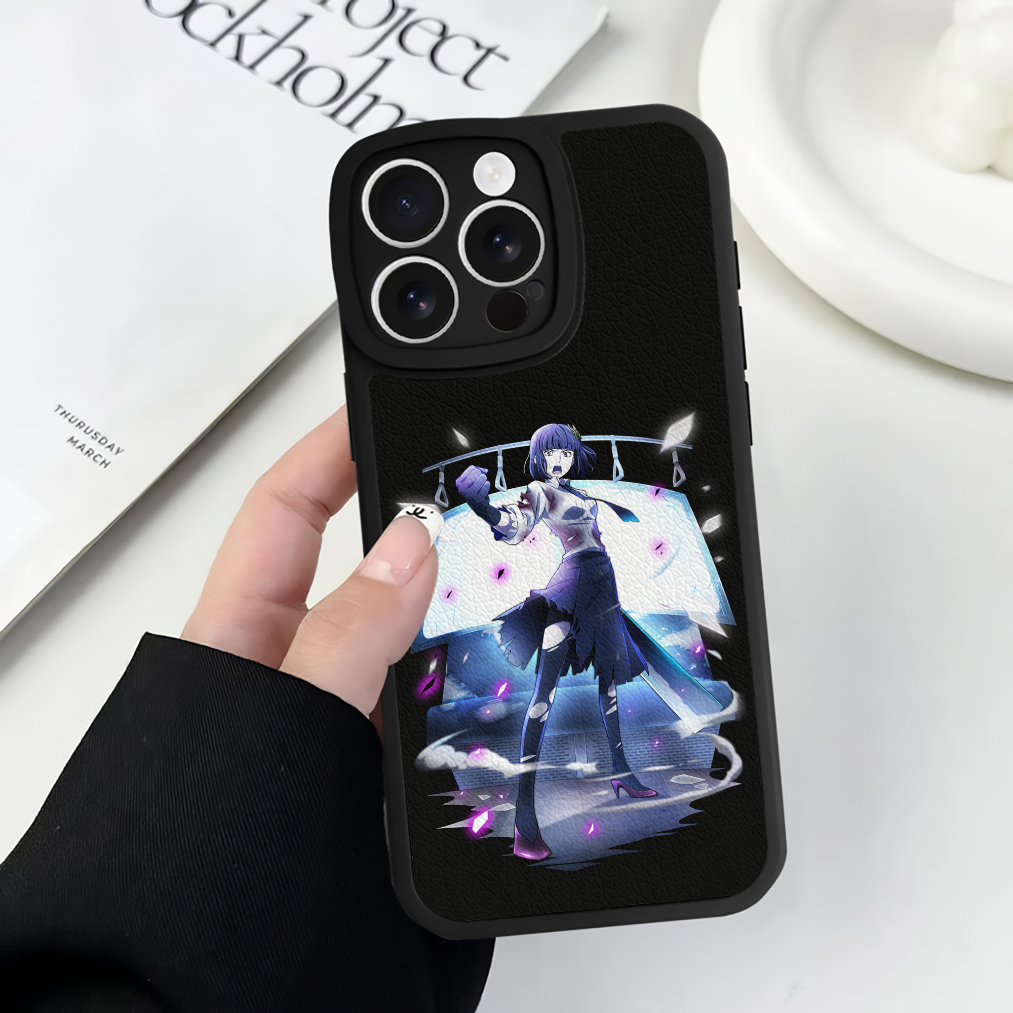 （画像用） 文豪ストレイドッグス Bungo Stray Dogs 【iPhone 16シリーズ対応】シリコンスマホケース（レザー調） 材質：シリコン